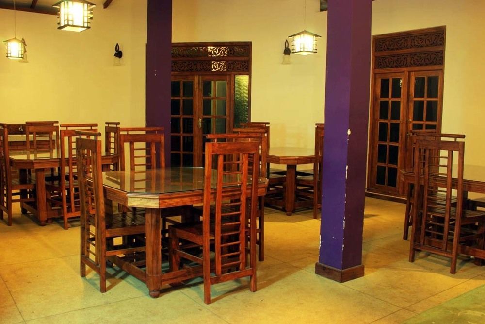Lokuge Grand Resort Kataragama Eksteriør billede