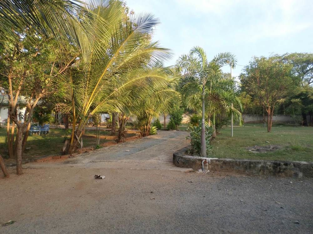 Lokuge Grand Resort Kataragama Eksteriør billede
