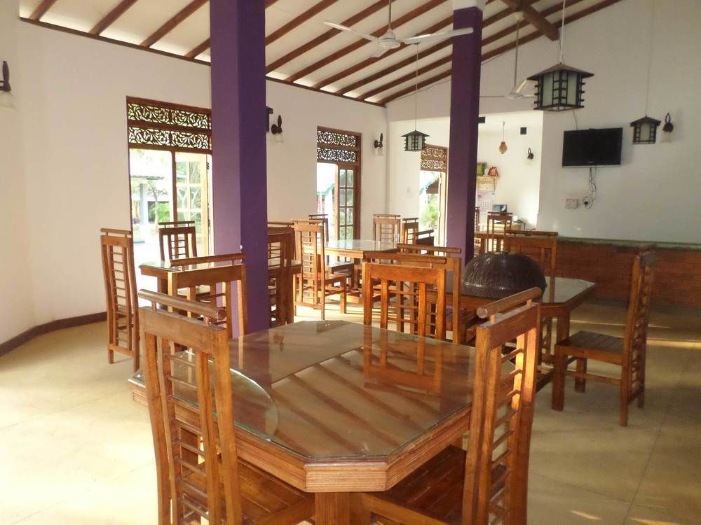 Lokuge Grand Resort Kataragama Eksteriør billede